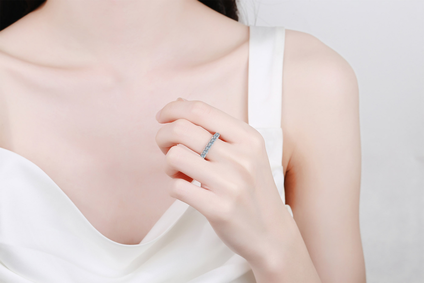 Fester Tennisring aus 925er Sterlingsilber mit Moissanit