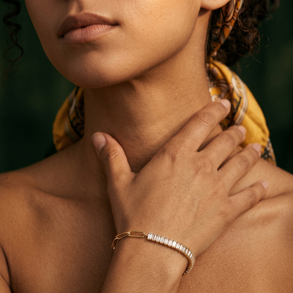 Pulsera minimalista de acero inoxidable