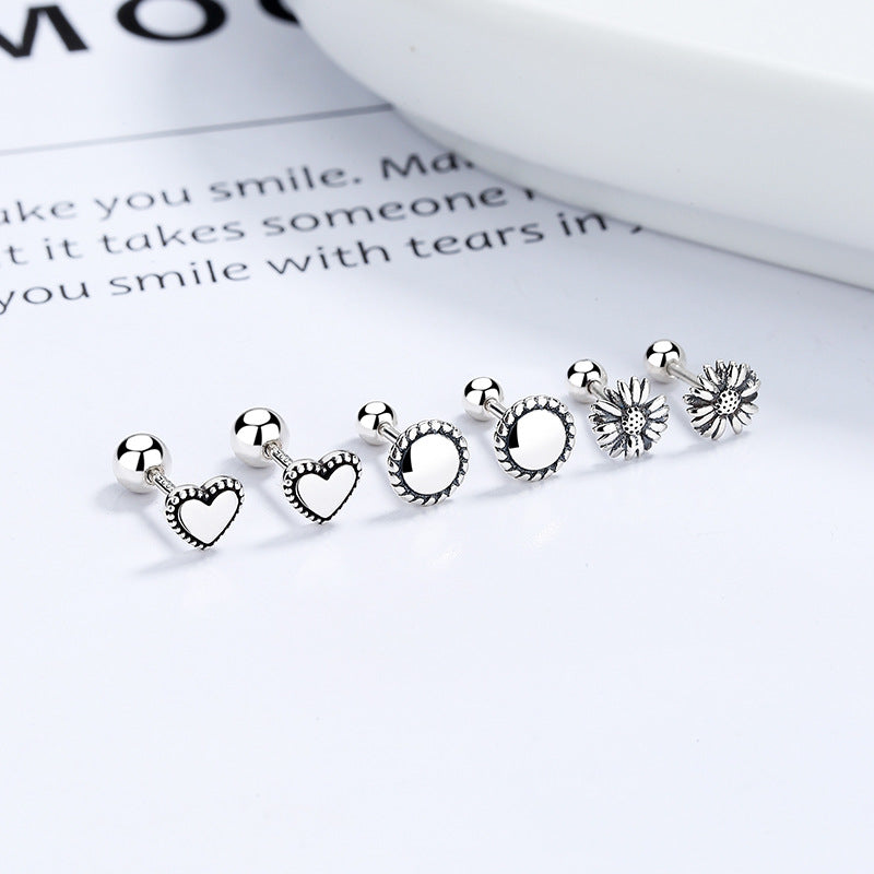 925 Sterling Silver Heart Screwed Earrings