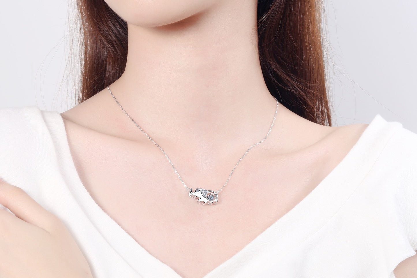 925 Sterling Silver Dancing Moissanite Elephant Necklace