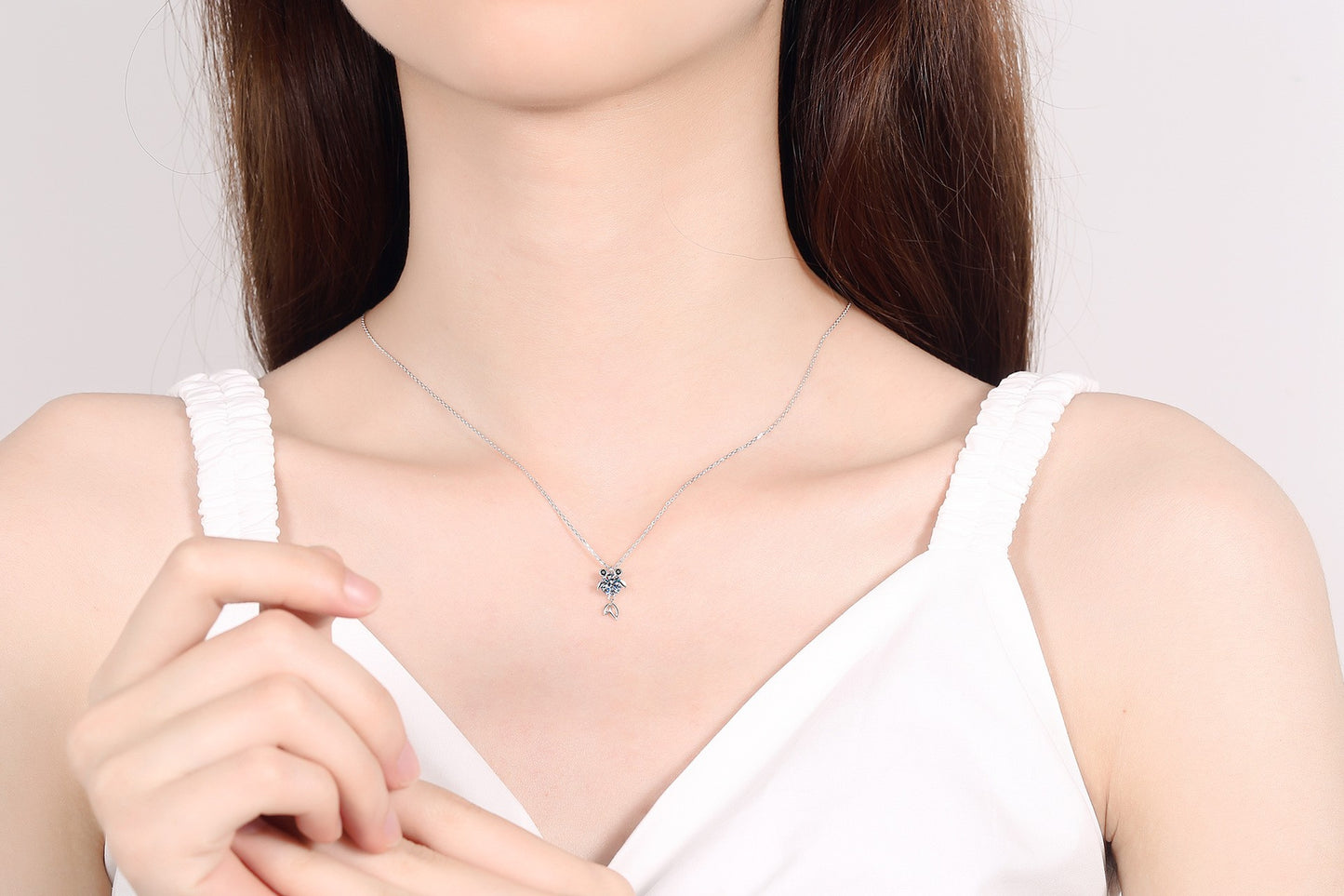 925 Sterling Silver Moissanite Fish Pendant Necklace