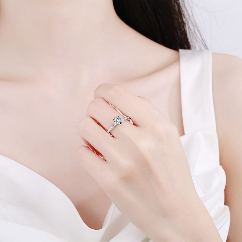 925 Sterling Silver Oval Moissanite Ring