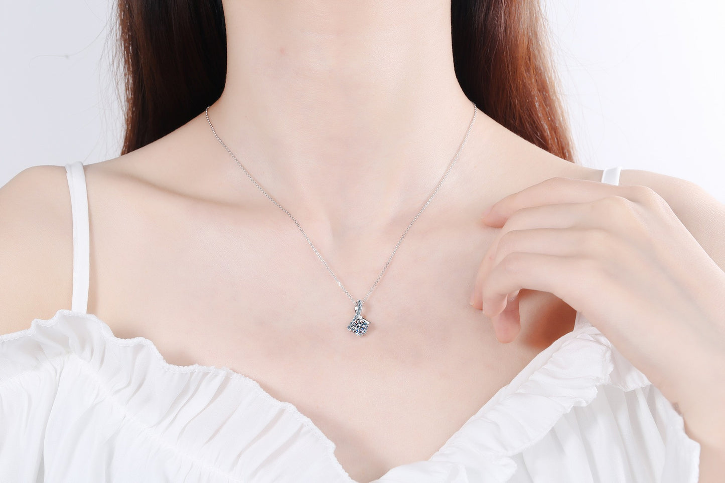 925 Sterling Silver Moissanite Infinity Necklace