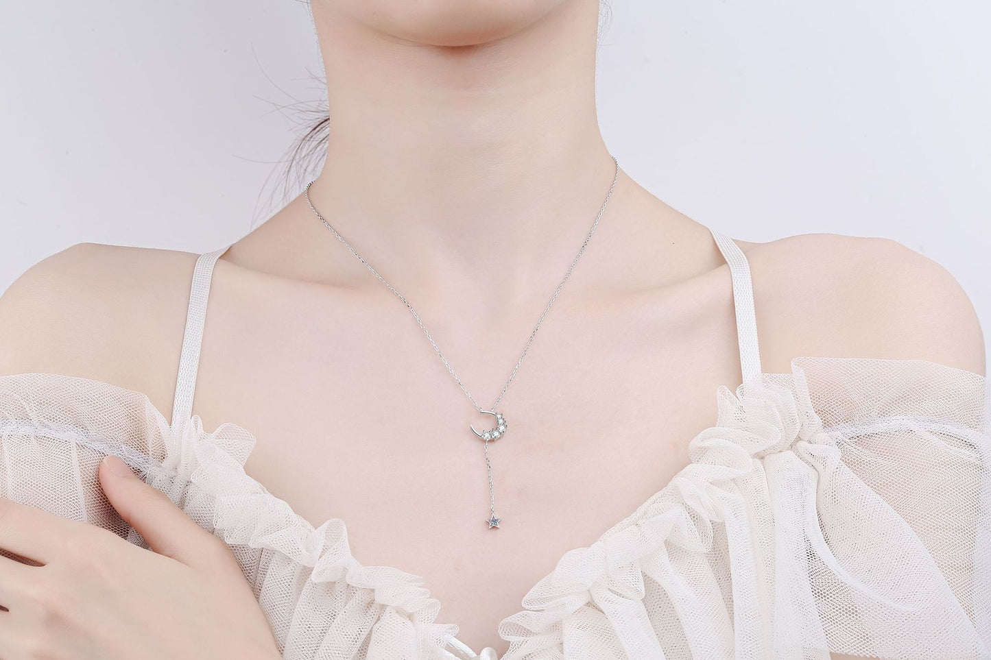 925 Sterling Silber Moissanit Mond Stern Halskette