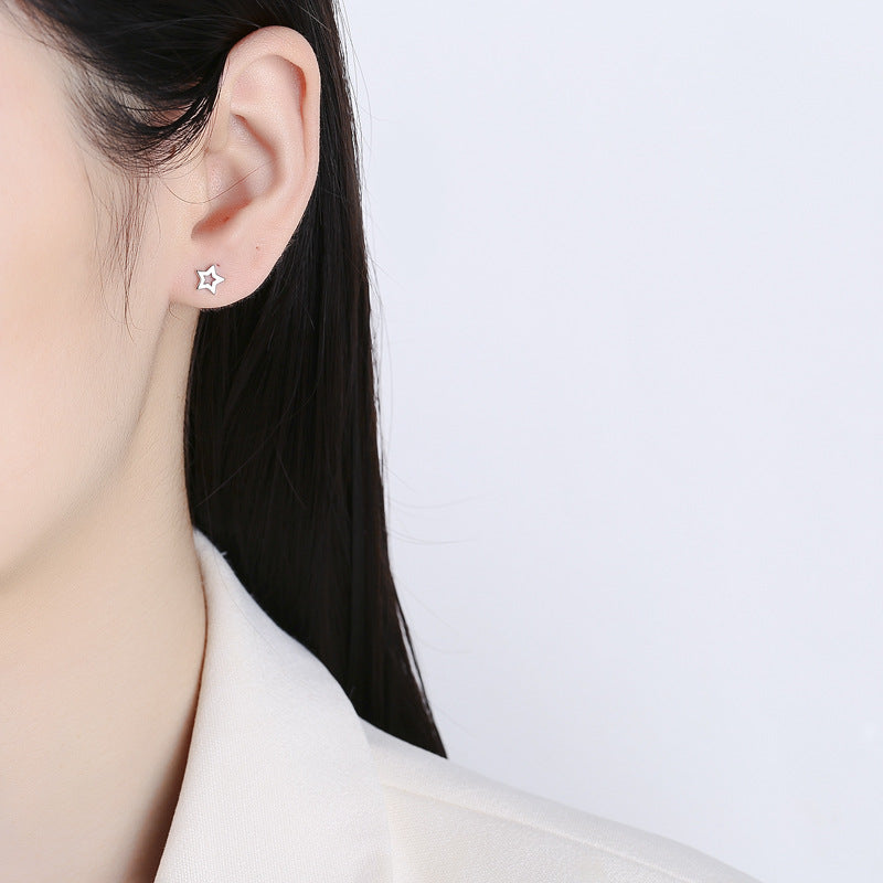 925 Sterling Silver Star Screwed Earrings