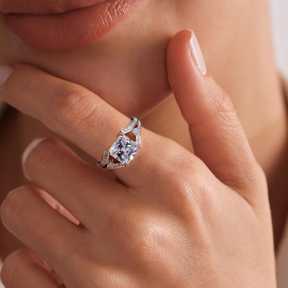 925 Sterling Silver Zircon Ring