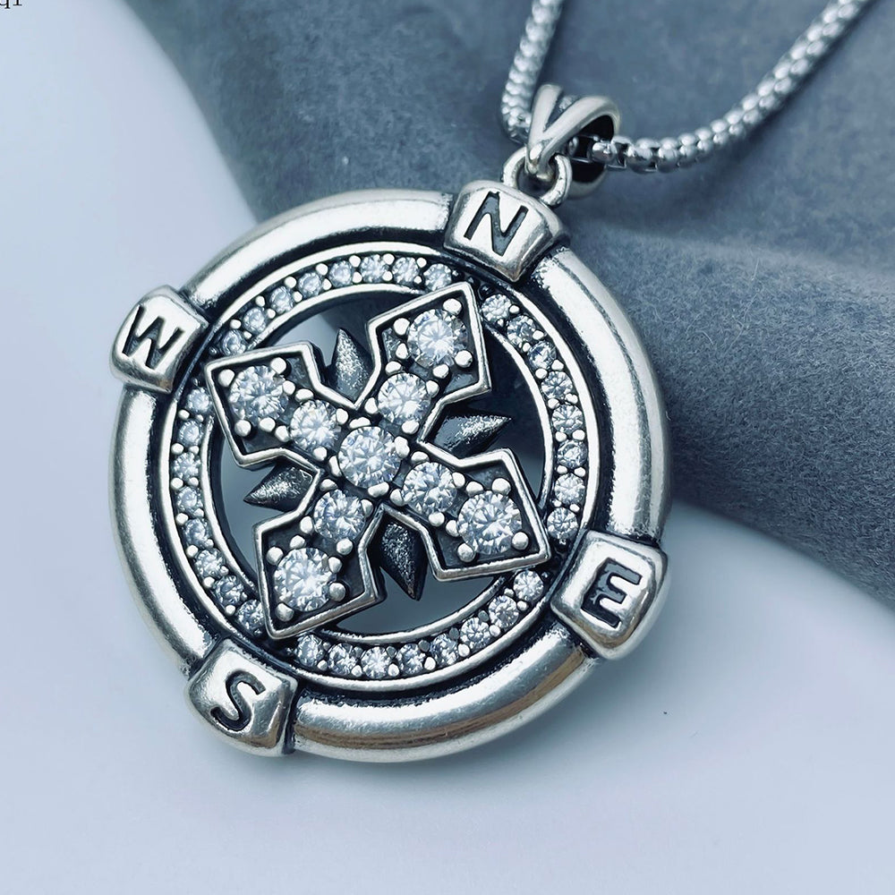 Punk Compass Pendant Necklace, Men Women's Fashion Jewelry, Perfect for Parties & Gifts, Elegant Accessory for Everyday Wear