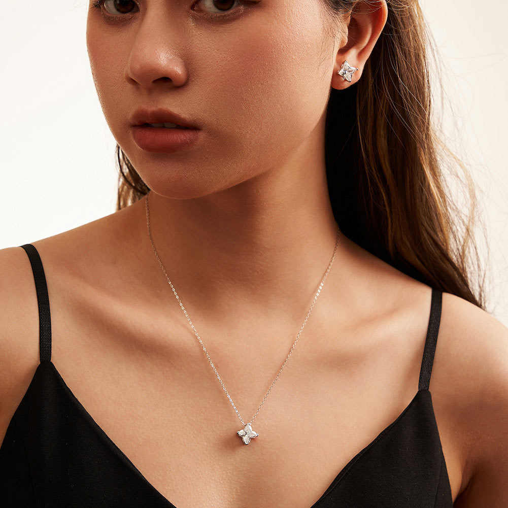 925 Sterling Silver Zircon Pendant Necklace