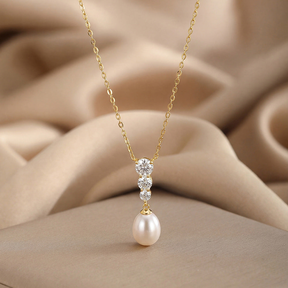 Teardrop Lustrous Freshwater Pearl Drop Necklace, Oval White Pearl with Vertical Graduated Cubic Zirconia Setting S925 Silver Chain