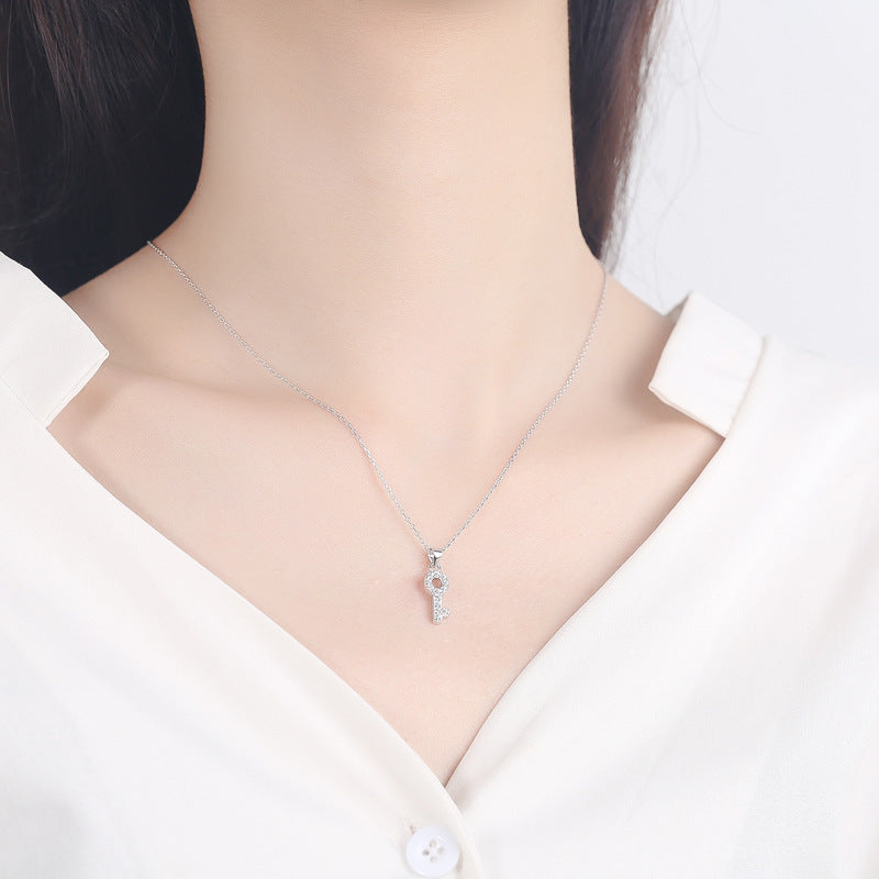925 Sterling Silver Fashion Key Pendant Necklace