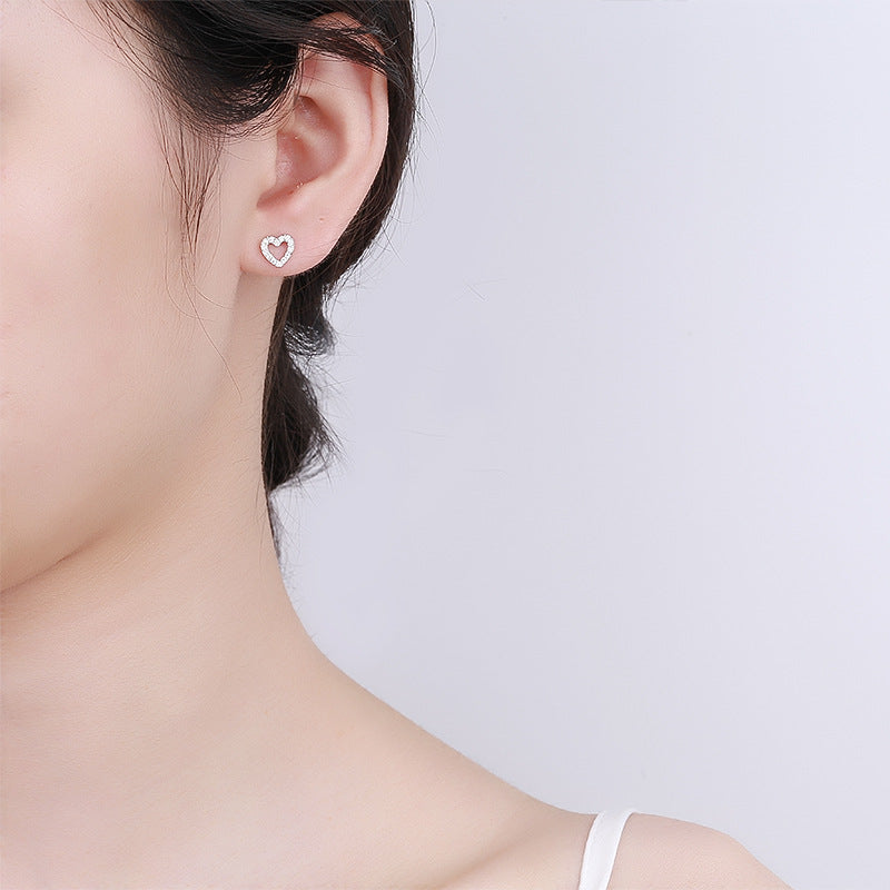 925 Sterling Silver Heart Screwed Earrings