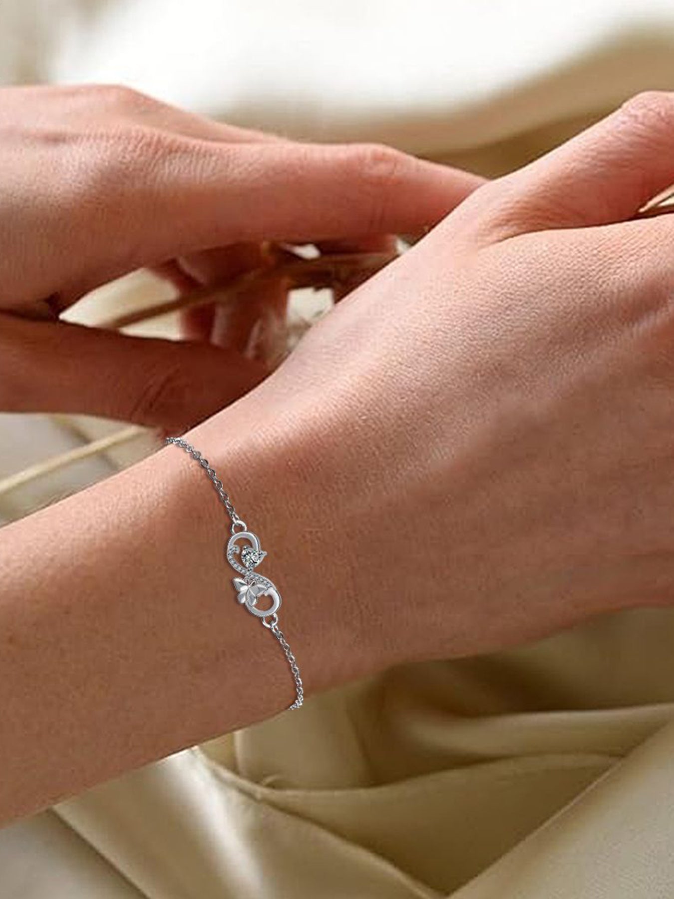 Butterfly Design Bracelet, Fashionable Jewelry for Women & Girls, Trendy All-match & Exquisite Jewelry for Birthday Gift
