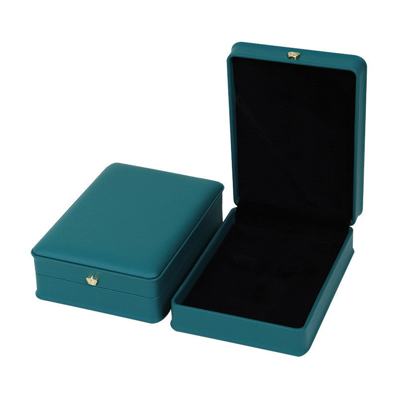 Elegant PU Crown Small Jewelry Set Box: Ring, Necklace & Earring Trio