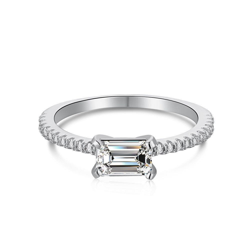 925 Sterling Silver Elegant Cubic Zirconia Fashion Ring