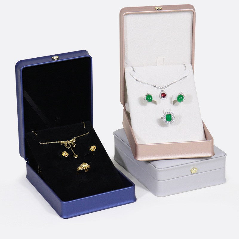 Elegant PU Crown Small Jewelry Set Box: Ring, Necklace & Earring Trio