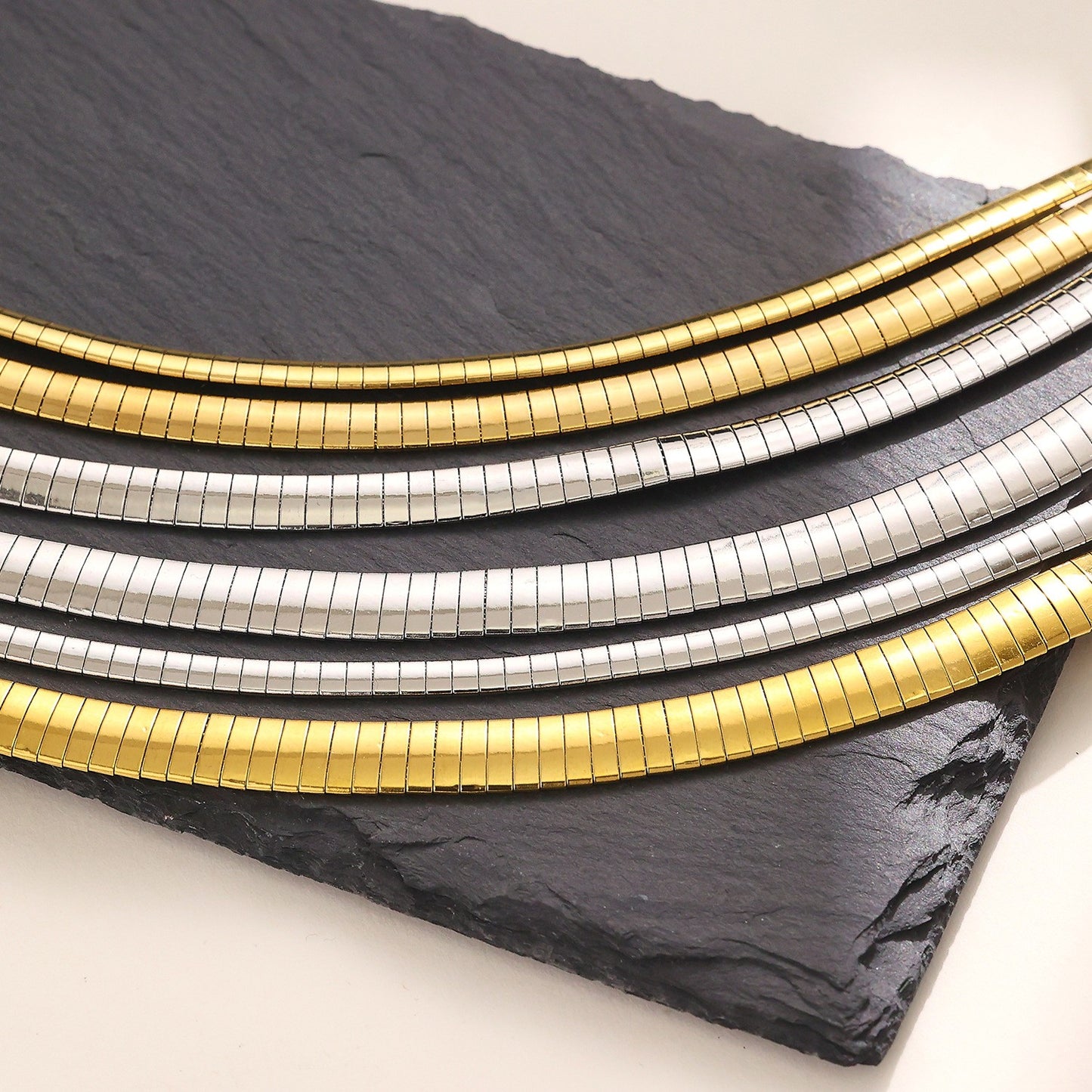 Stainless Steel Fashion Flat Snake Necklace