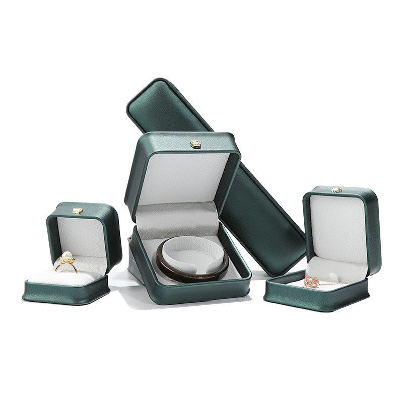 PU Leather Crown-Inspired Jewelry Box