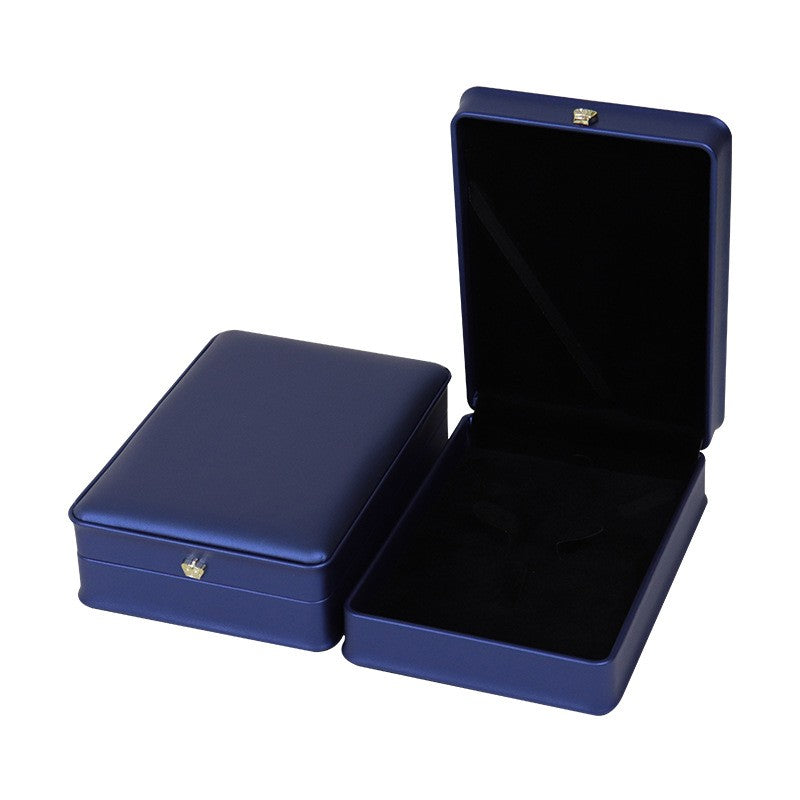 Elegant PU Crown Small Jewelry Set Box: Ring, Necklace & Earring Trio