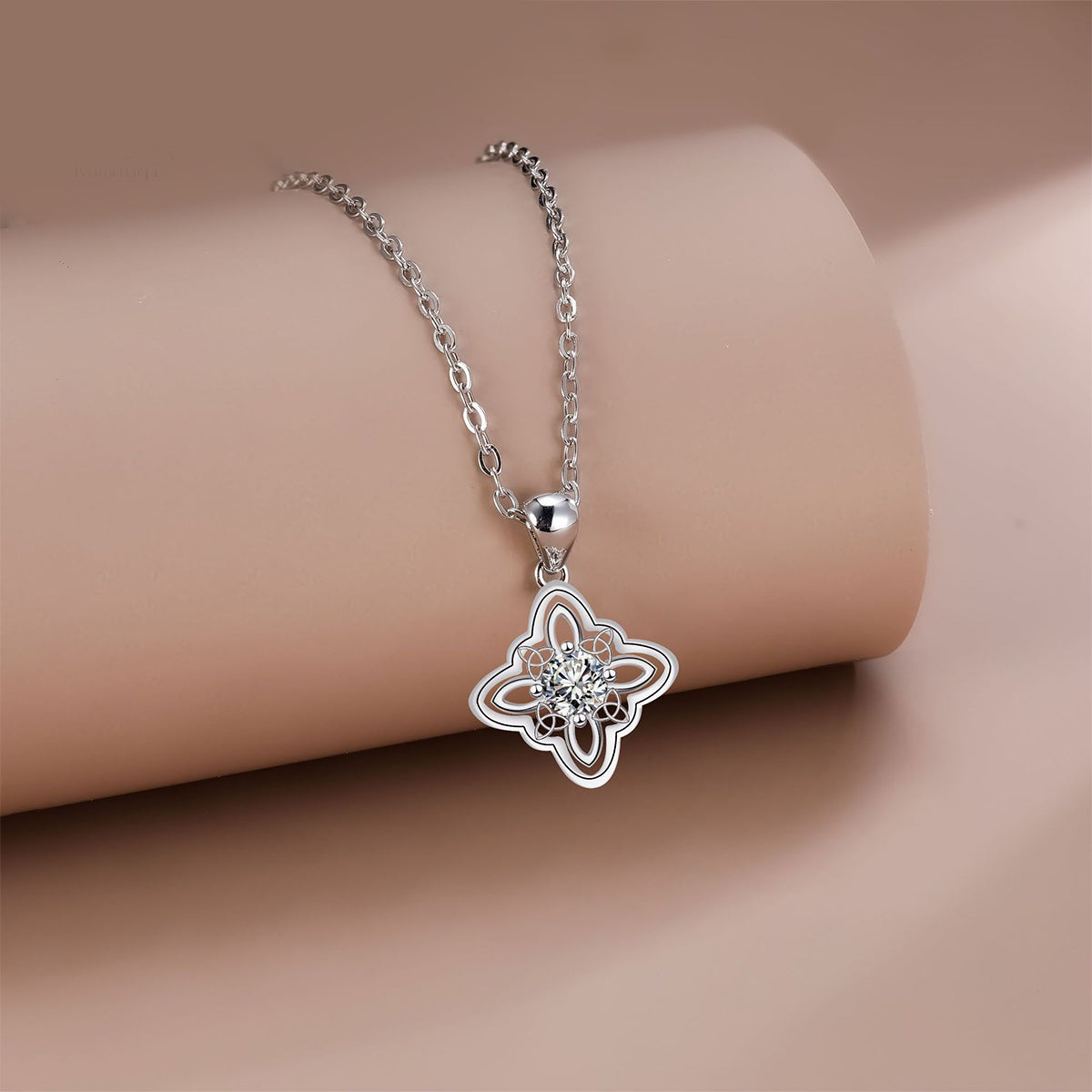 Copper With Silver Plated Lucky Flower Pendant Necklace