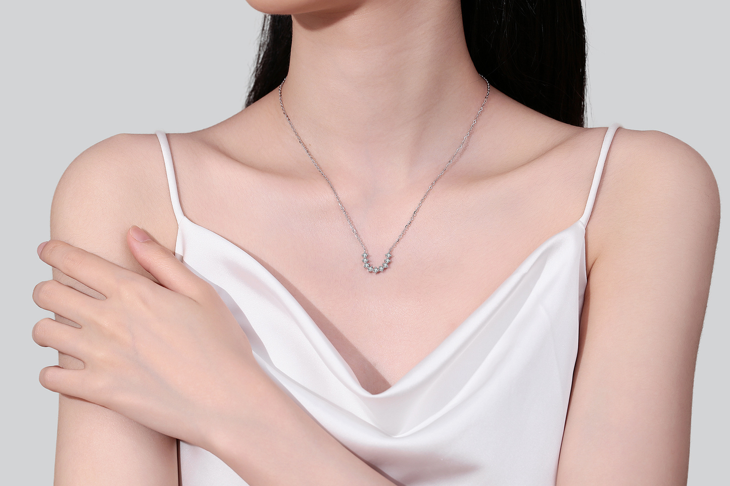925 Sterling Silver Moissanite U Shape Necklace