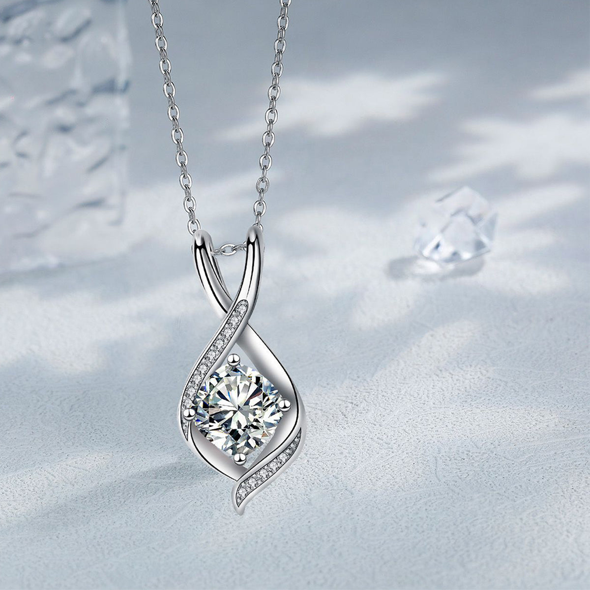 Copper With Silver Plated Classical Pendant Necklace