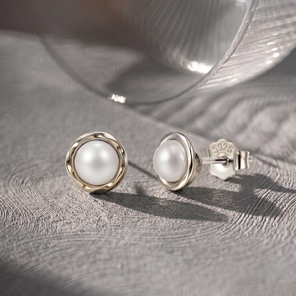 S925 Sterling Silver Twisted Bezel Round Freshwater Pearl Stud Earrings, Smooth Wavy Frame Lustrous Pearl Minimalist Ear Studs