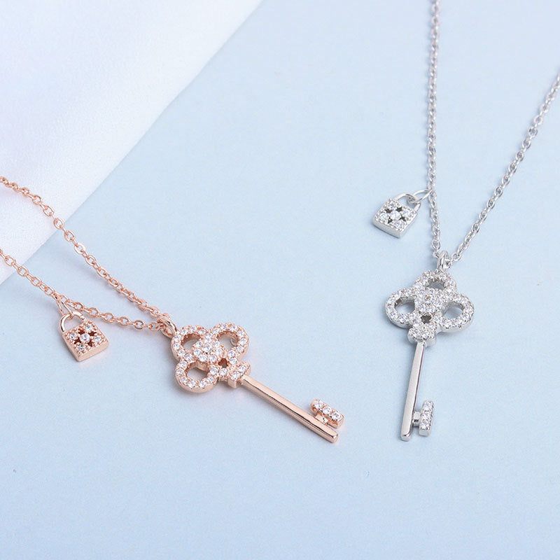 925 Sterling Silver Fashion Key Pendant Necklace