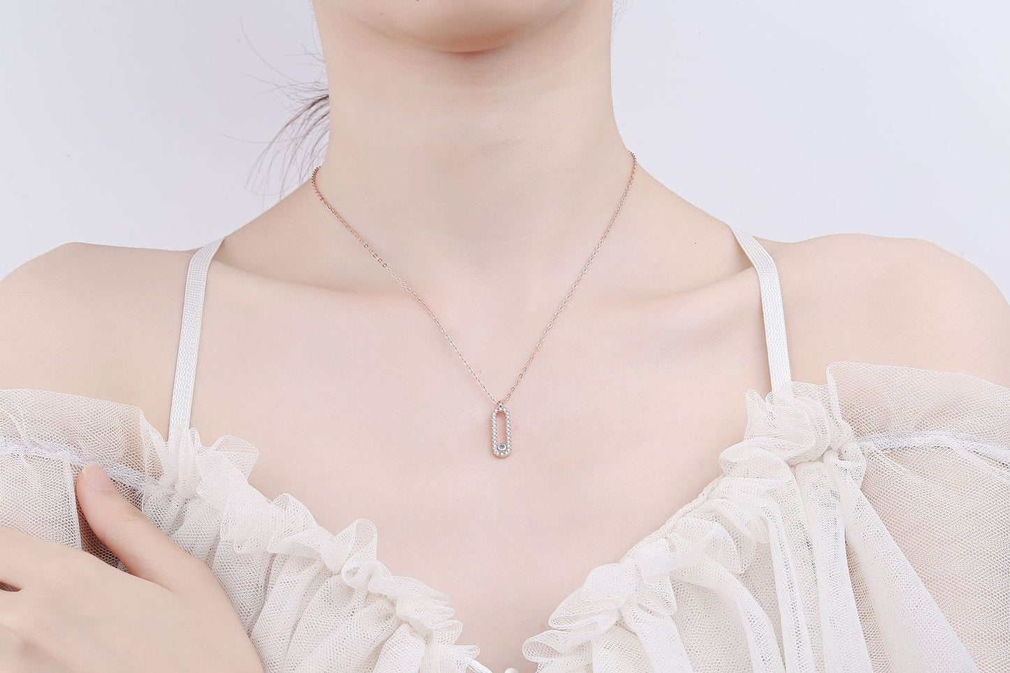 925 Sterling Silver Fashion Moissanite Necklace