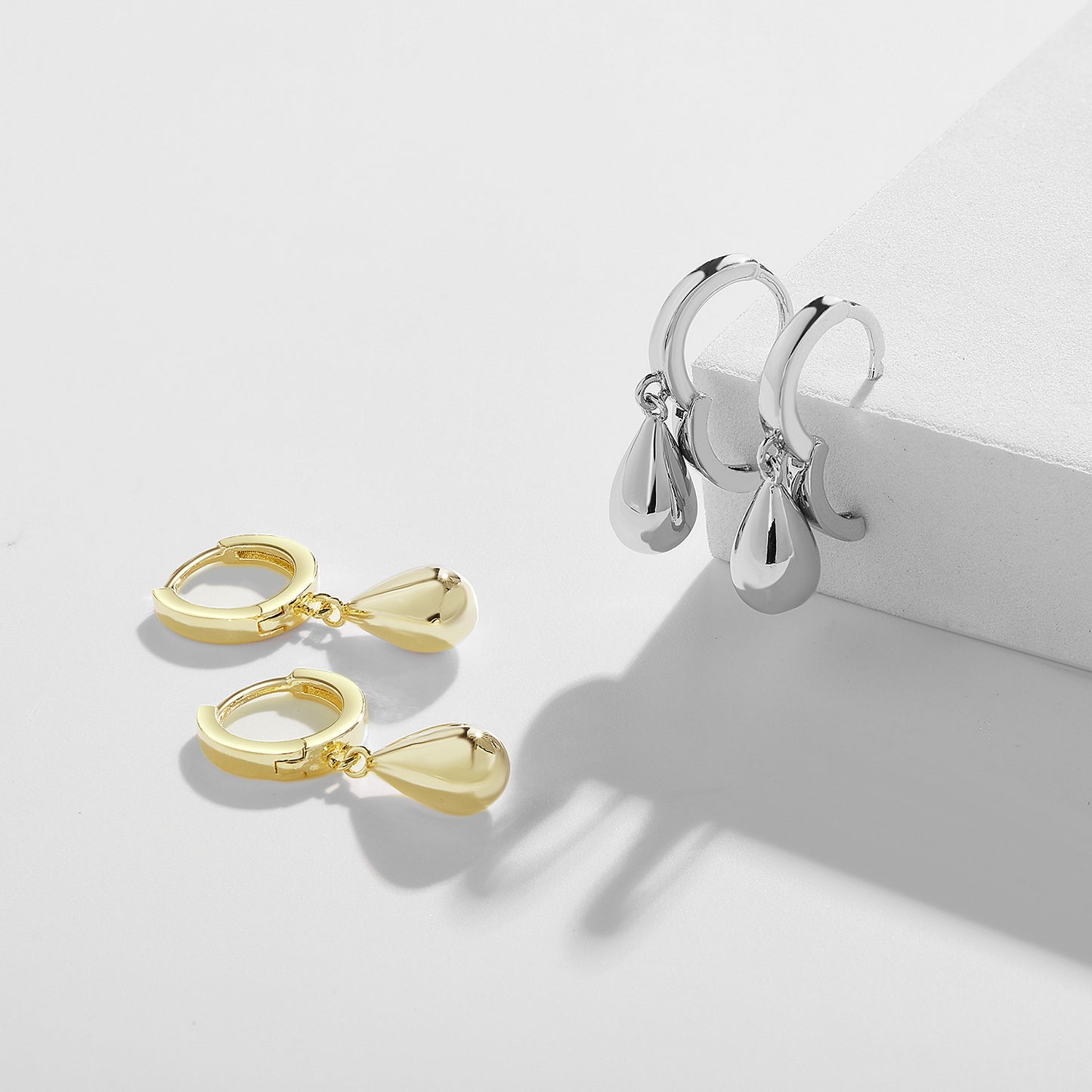 Brass With Plated Fashion Jewelry Earrings