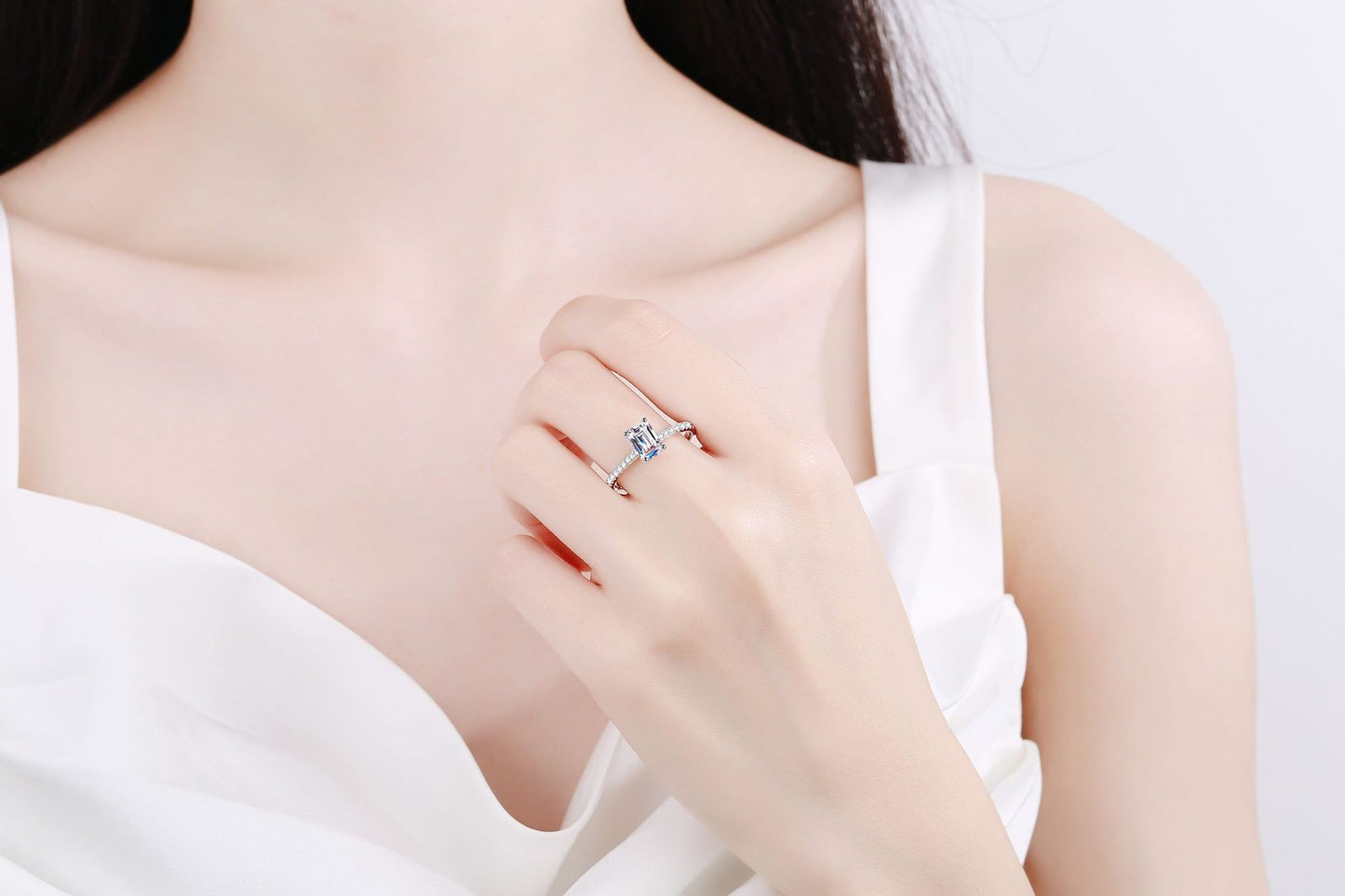 925 Sterling Silver Radiant/Emerald Moissanite Fixed Ring