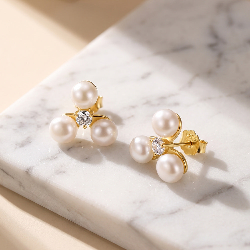 S925 Sterling Silver Triple Freshwater Pearl Stud Earrings, Three Round Lustrous Pearls with Central Sparkling Cubic Zirconia, Clover Style Pearl Studs