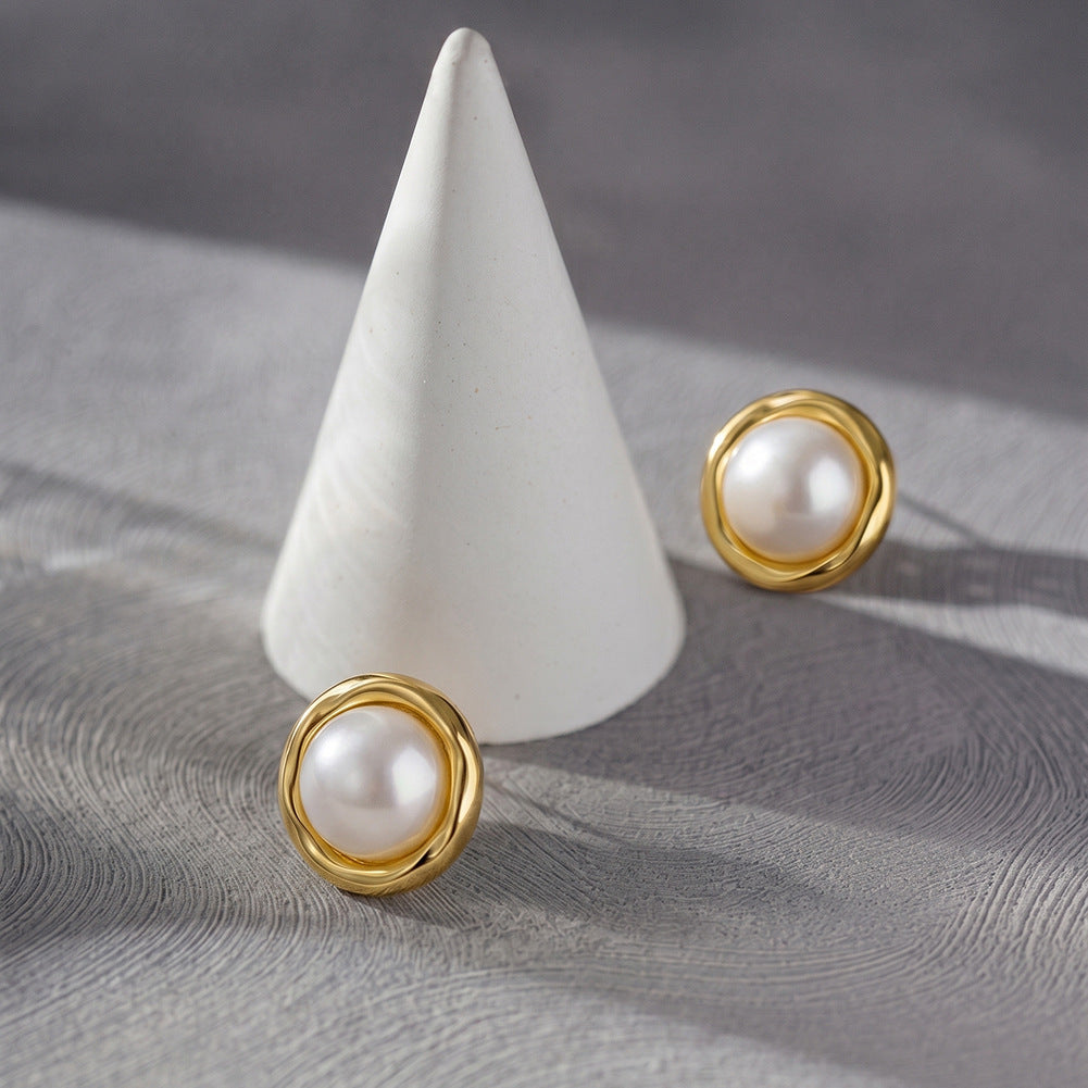 S925 Sterling Silver Twisted Bezel Round Freshwater Pearl Stud Earrings, Smooth Wavy Frame Lustrous Pearl Minimalist Ear Studs