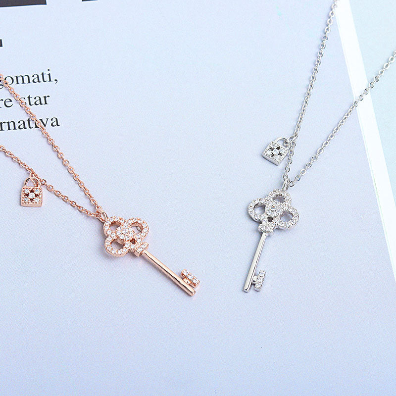 925 Sterling Silver Fashion Key Pendant Necklace