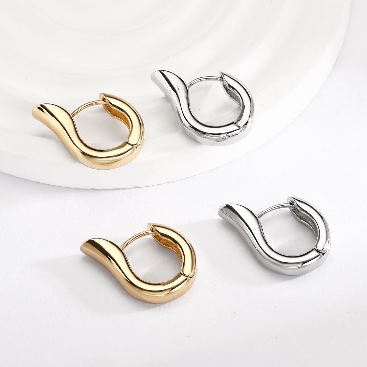 Brass With Plated Fashion Jewelry Earrings