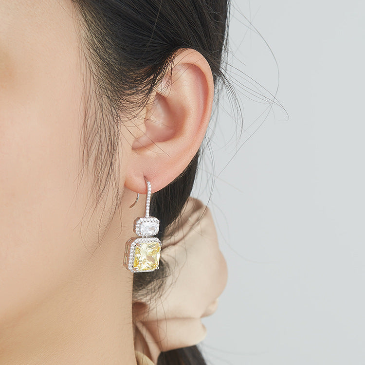 Brass With Plated Fashion Jewelry Earrings