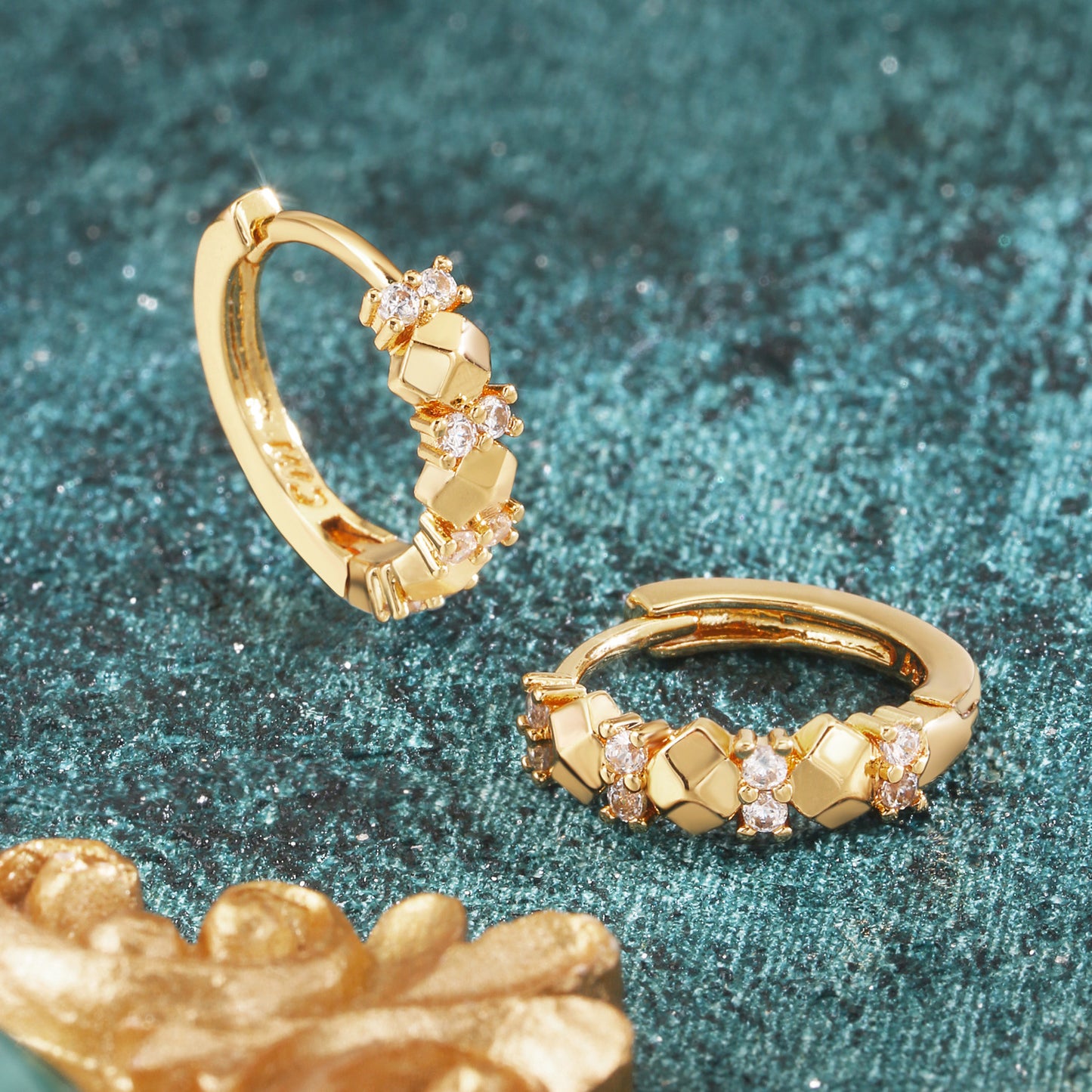 Brass With Plated Fashion Jewelry Earrings