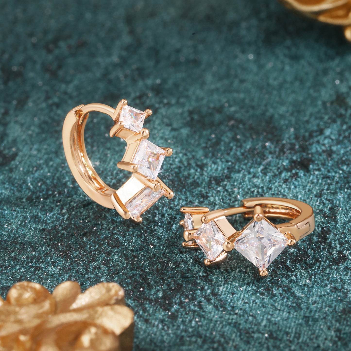 Brass With Plated Fashion Jewelry Earrings