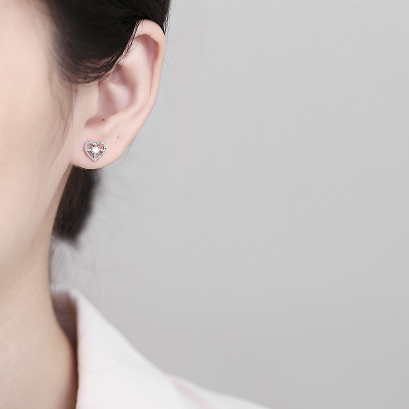 925 Sterling Silver Heart Screwed Earrings