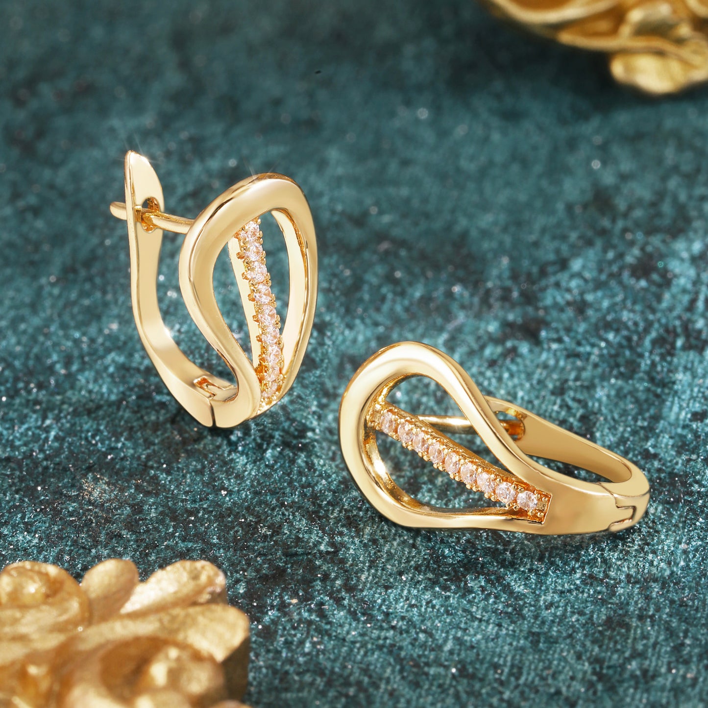 Brass With Plated Fashion Jewelry Earrings