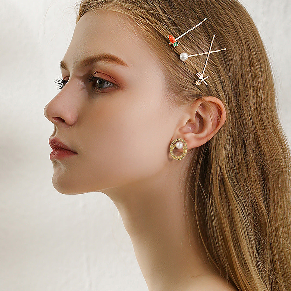 S925 Gold Plated Double Twisted Oval Hoop Pearl Earrings, Large Central Glossy Round Freshwater Pearl Nestled Within Dual Textured Rope Twist Hoops