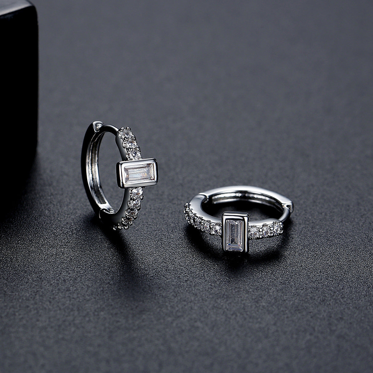 Copper With Gold Plated Fashion Jewelry Earrings