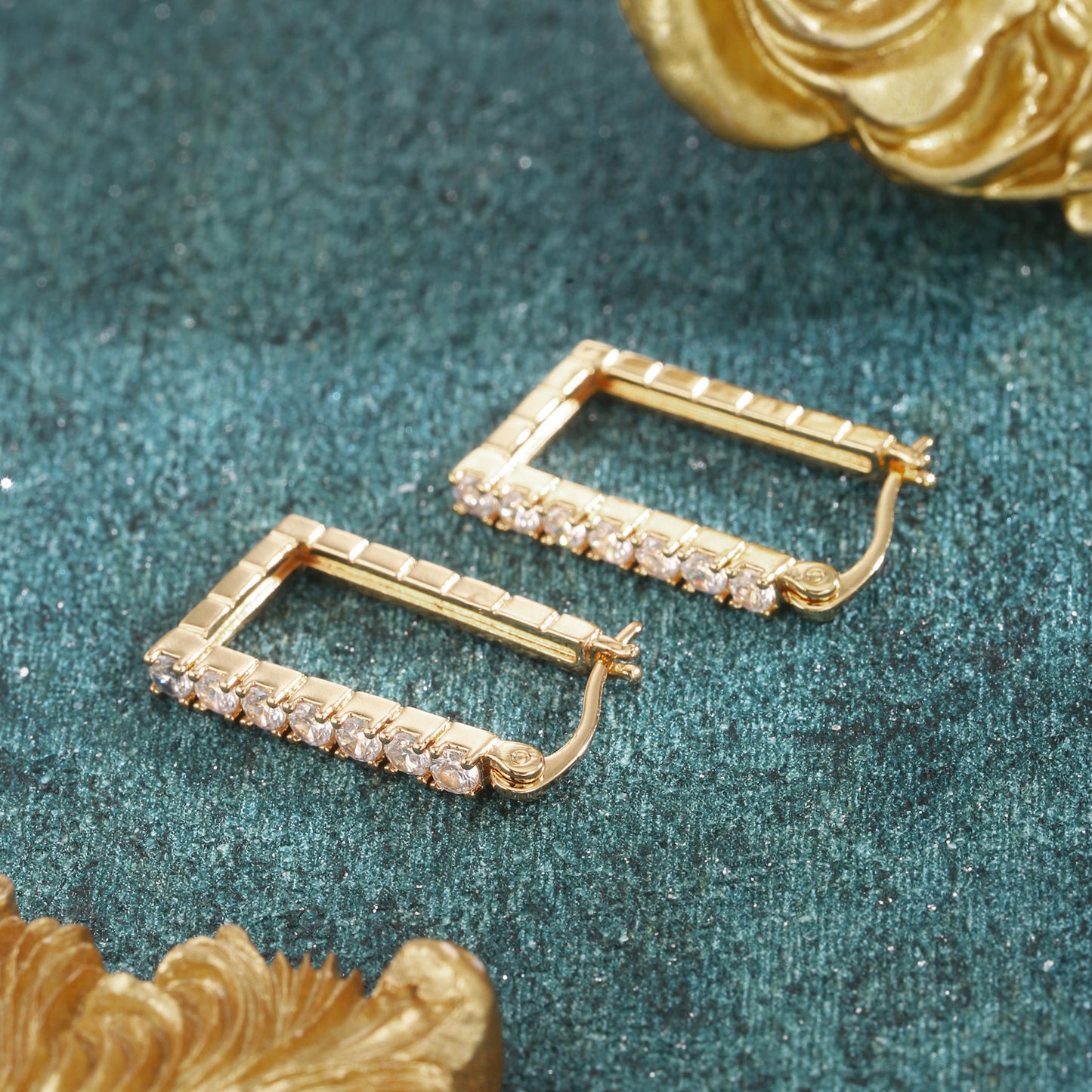 Brass With Plated Fashion Jewelry Earrings