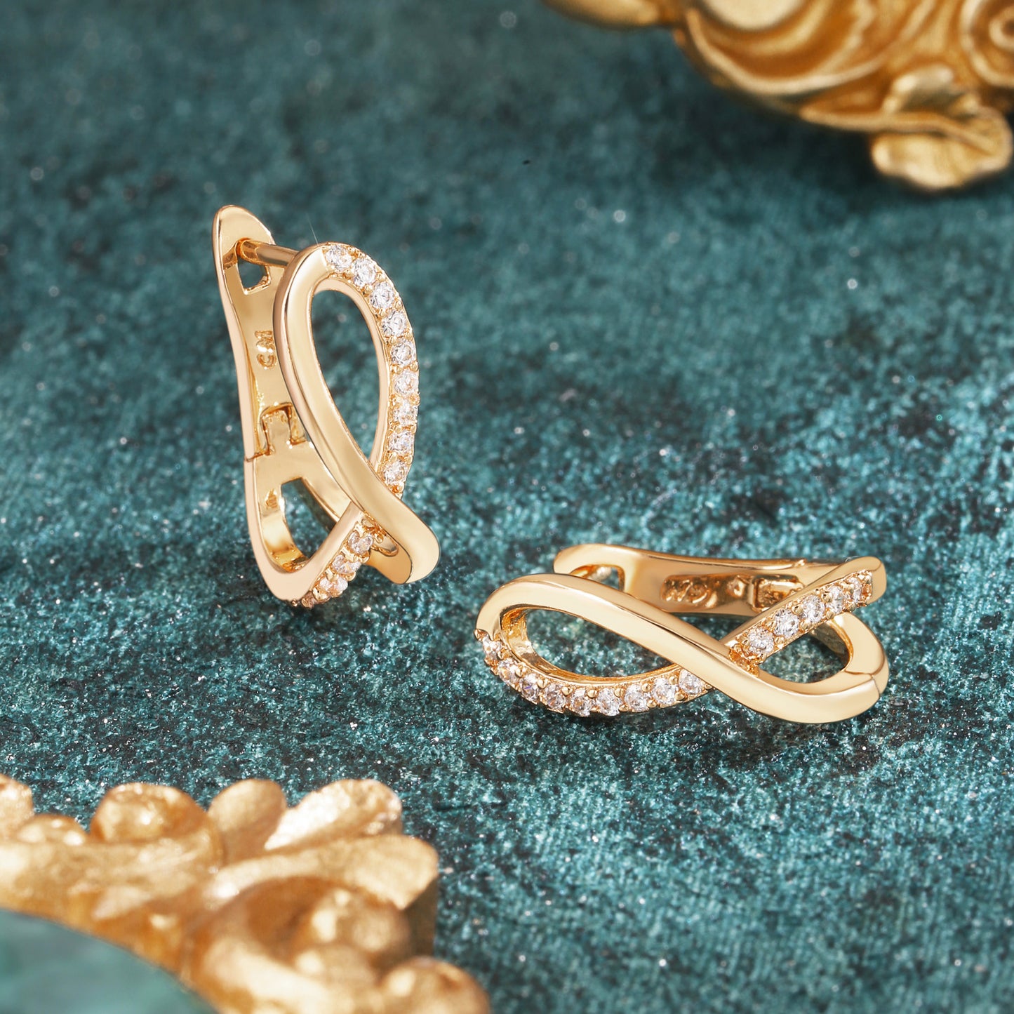 Brass With Plated Fashion Jewelry Earrings