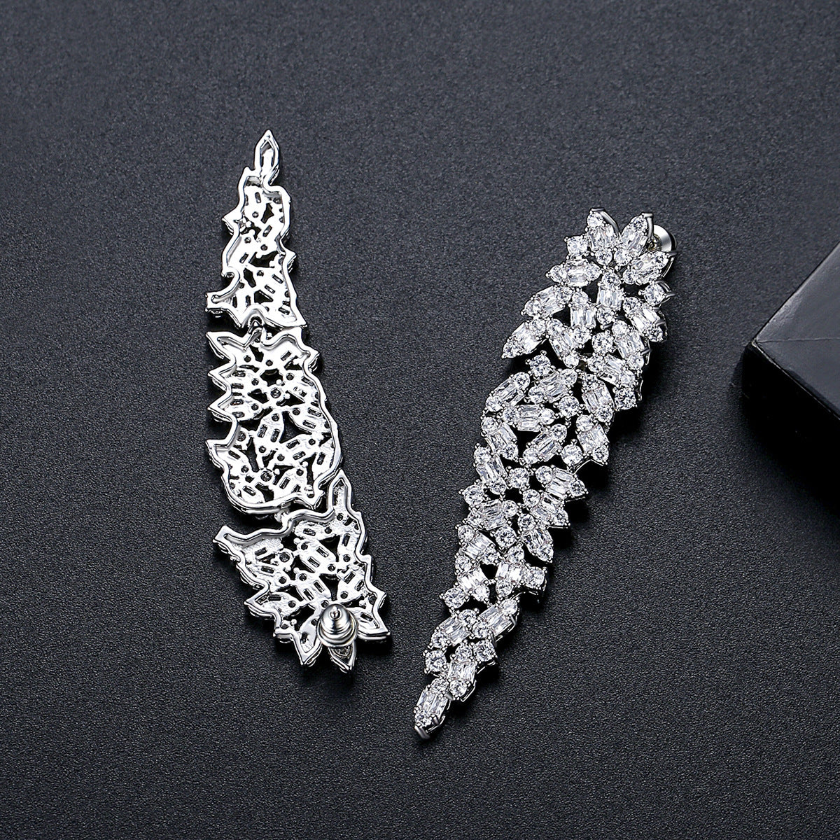 Copper With Silver Plated Fashion Jewelry Earrings