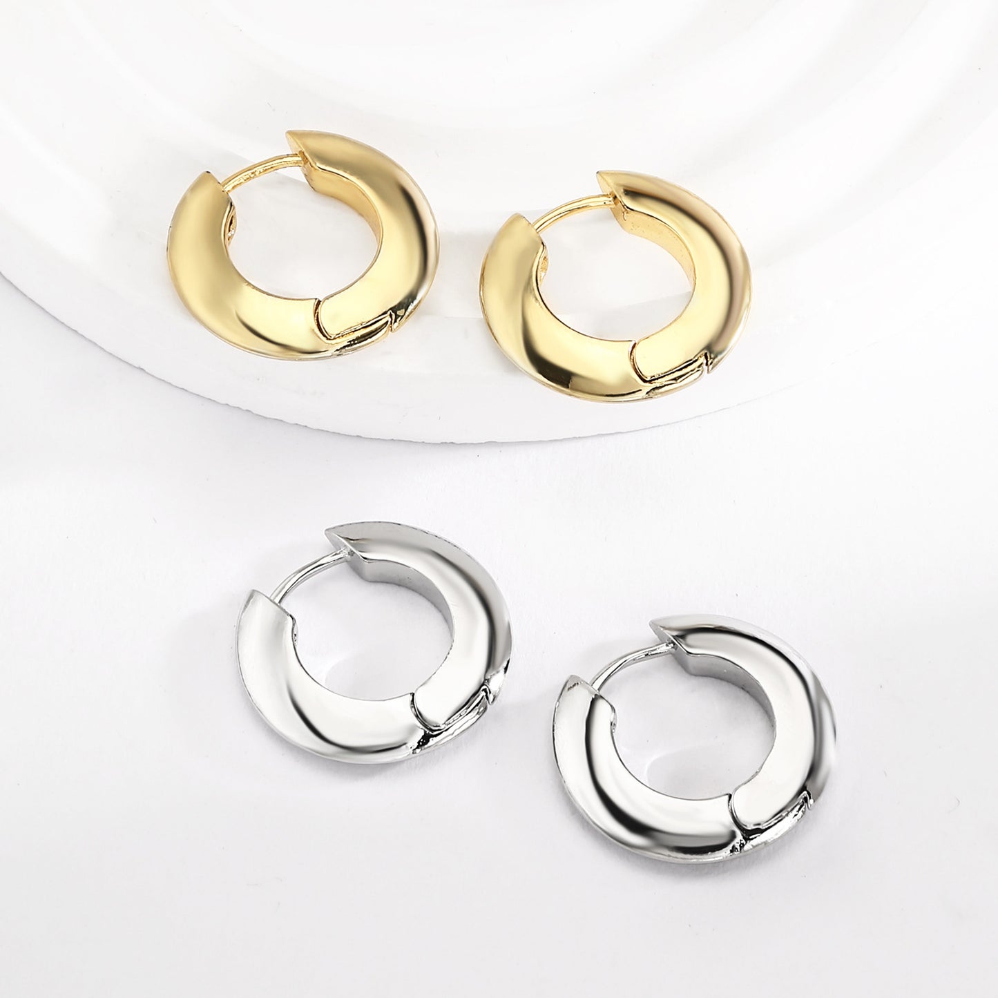 Brass With Plated Fashion Jewelry Earrings