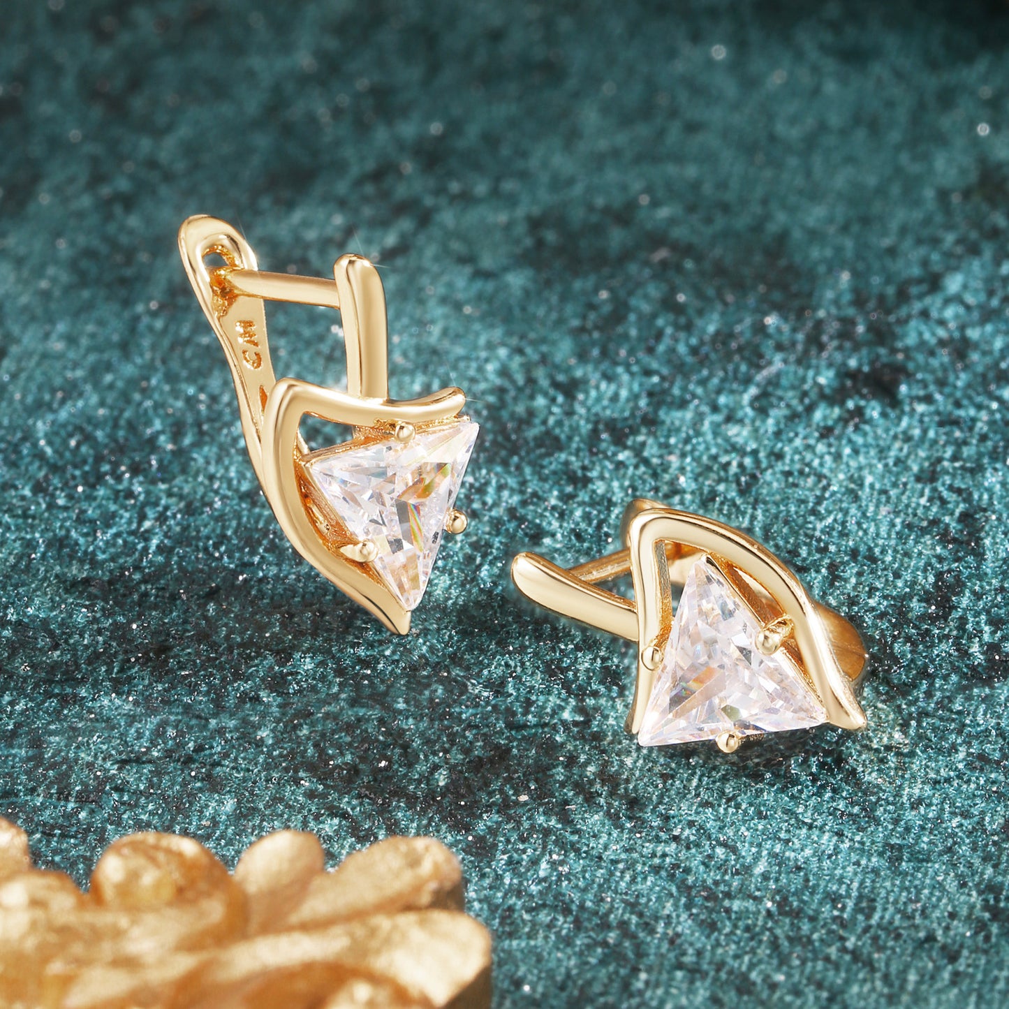 Brass With Plated Fashion Jewelry Earrings