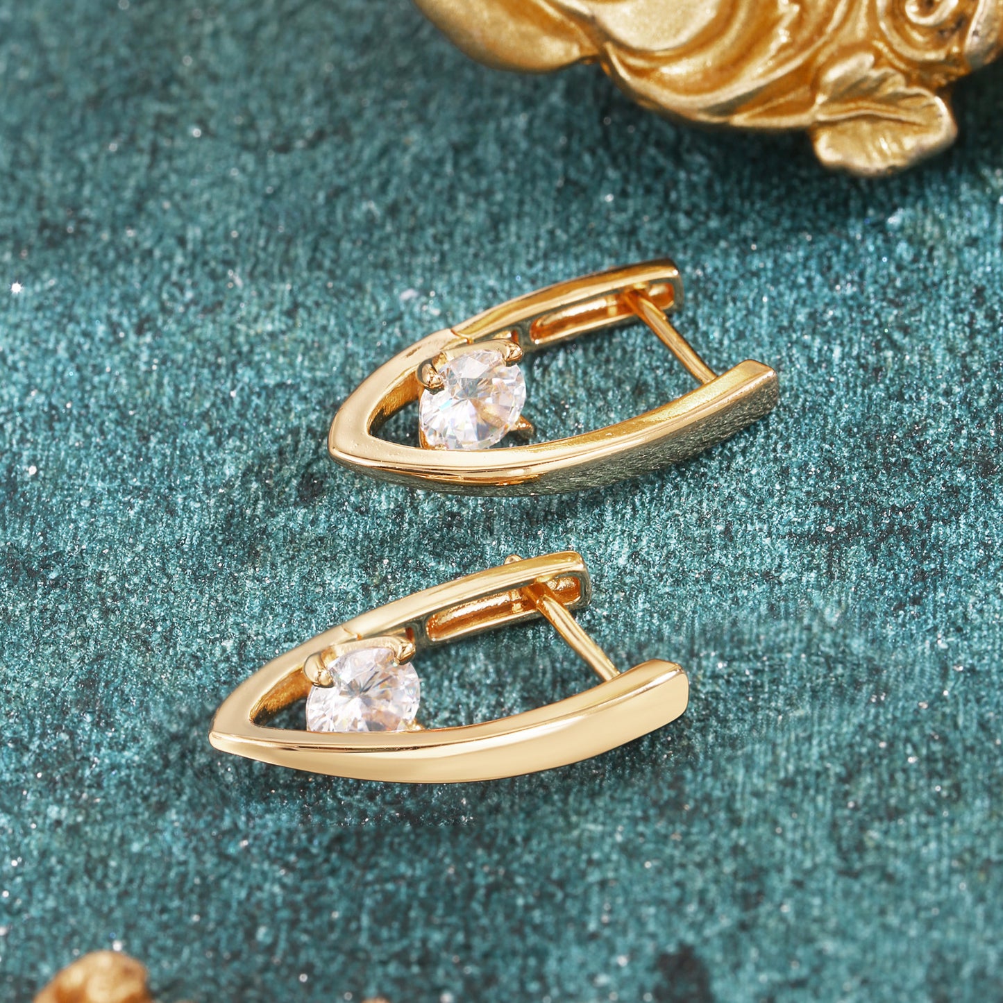 Brass With Plated Fashion Jewelry Earrings