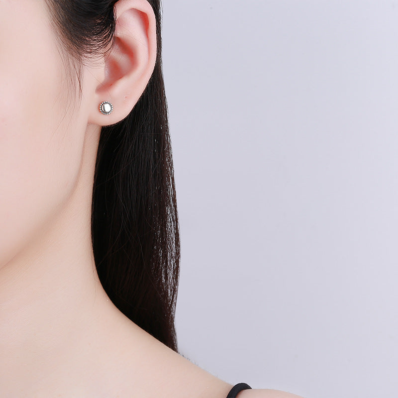925 Sterling Silver Heart Screwed Earrings