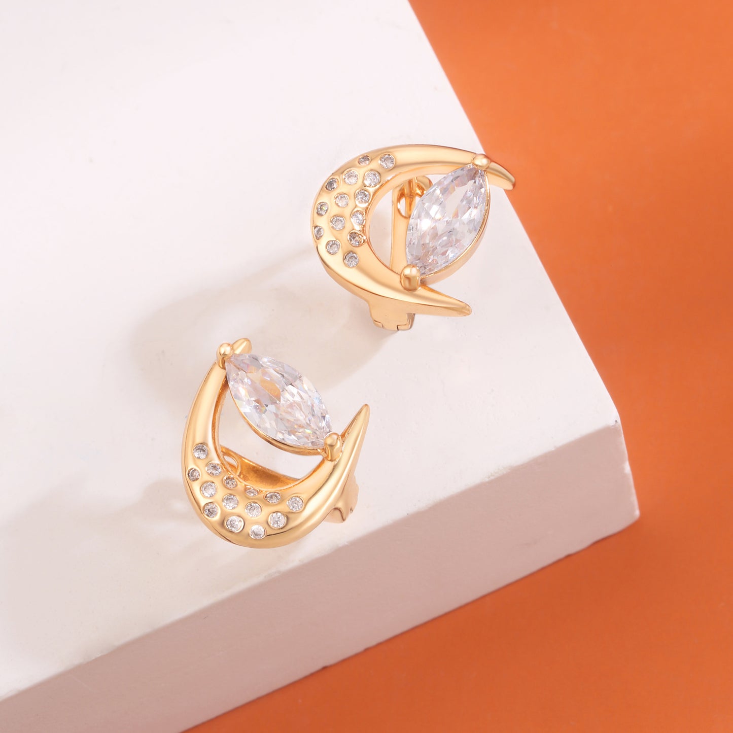 Brass With Plated Fashion Jewelry Earrings