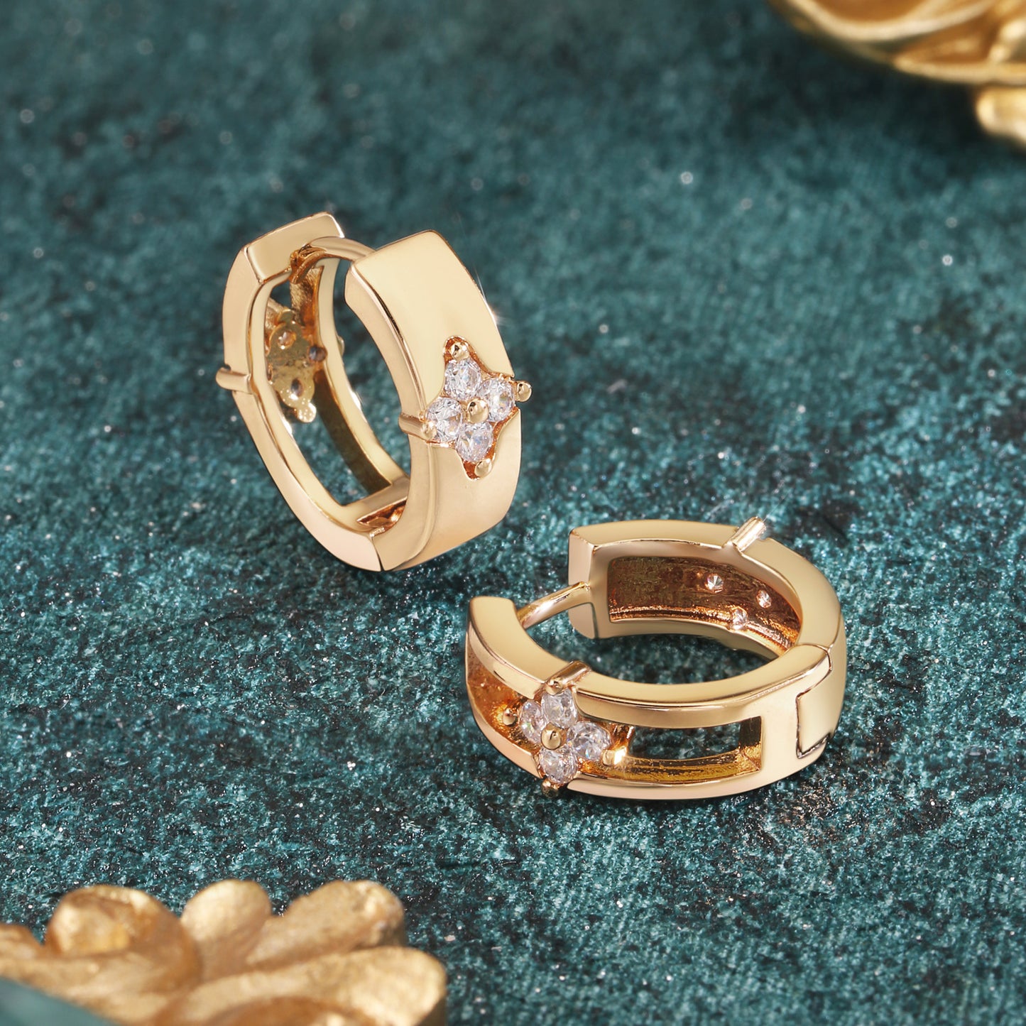 Brass With Plated Fashion Jewelry Earrings
